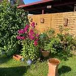 Gästezimmer mit Garten / 20 Minuten bis Messe Nürnberg