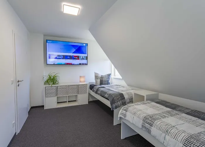 Gästezimmer mit Garten / 20 Minuten bis Messe Nürnberg