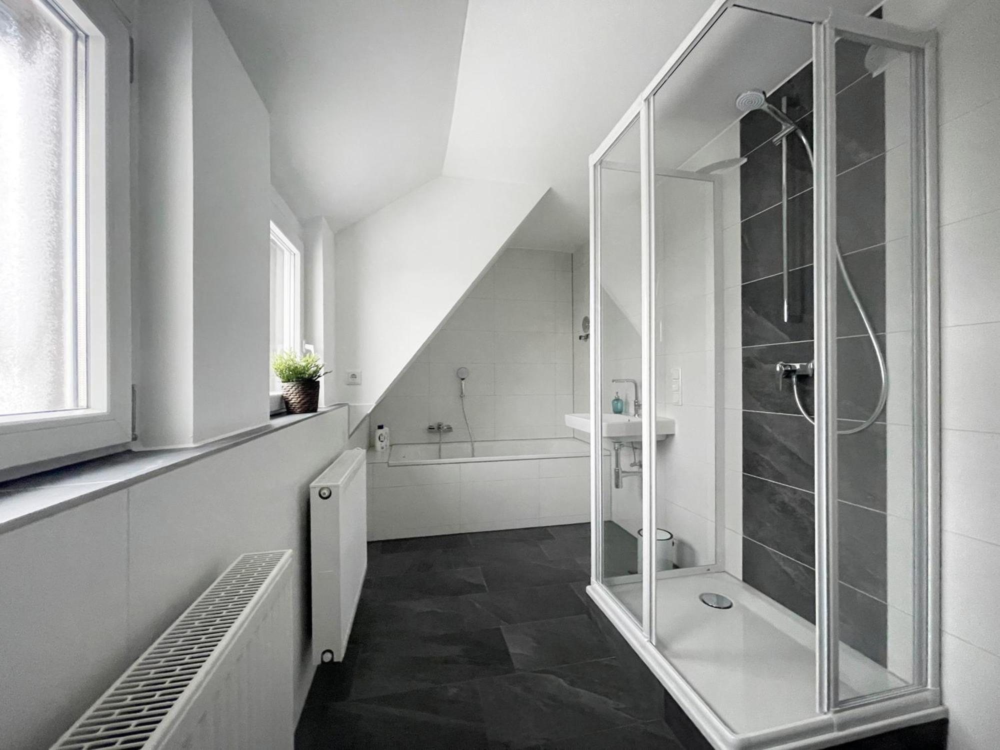 Privatunterkunft Gästezimmer Mit Garten / 20 Minuten Bis Messe Nürnberg