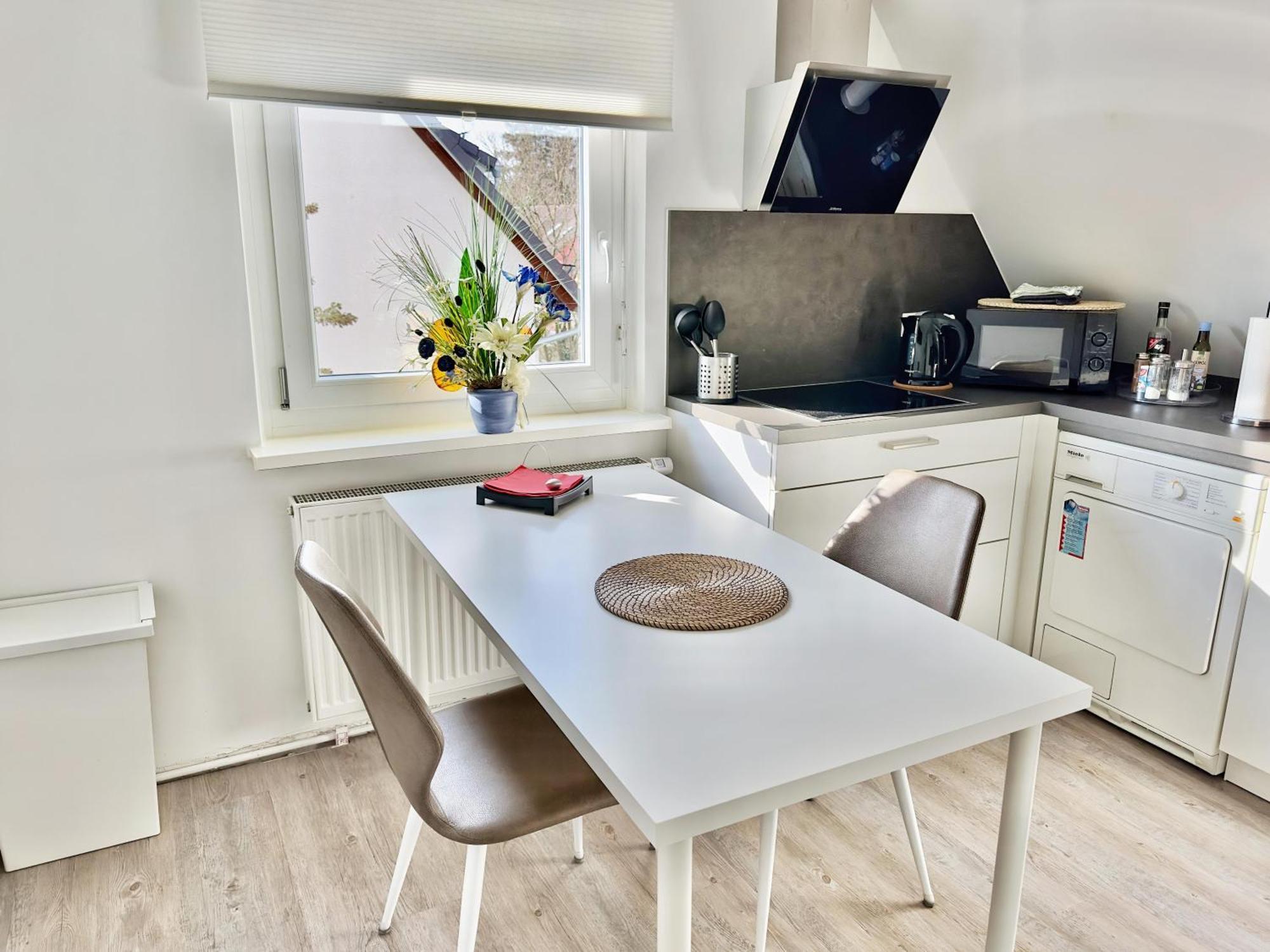 Privatunterkunft Gästezimmer Mit Garten / 20 Minuten Bis Messe *